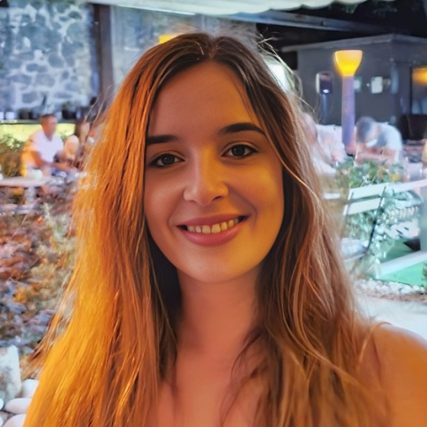 Isla - French teacher - Southampton