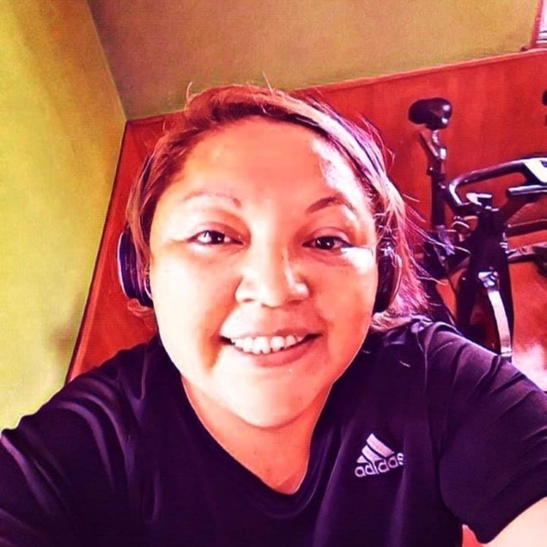 Clau - profesor de entrenamiento personal - Santiago