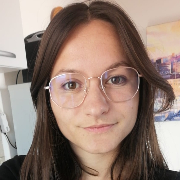 Clara - French tutor - Dawesville