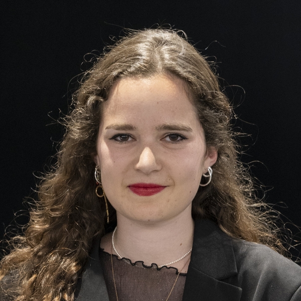 Julia - Prof de maths - Lausanne