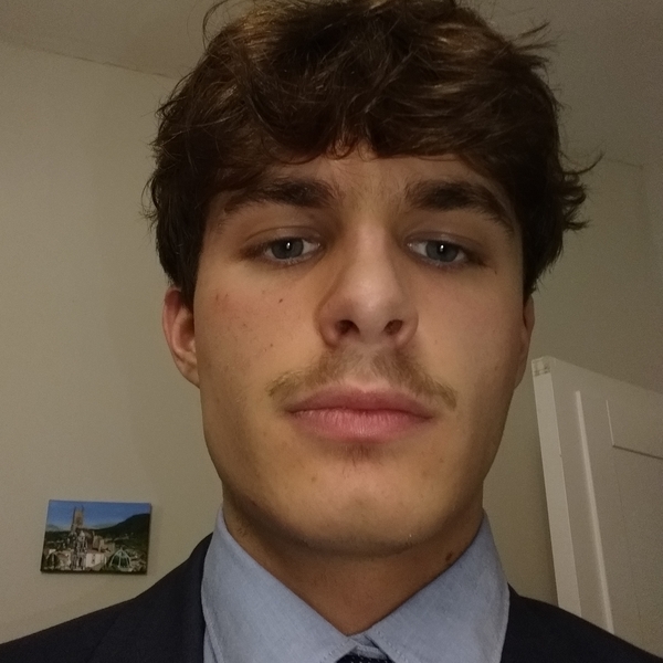 Gabriel - Maths tutor - Bury