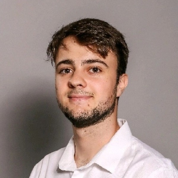 Adrien - Prof de maths - Cesson-Sévigné