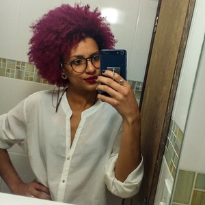 Camila Augusta - Professor de psicologia - Mangueiras