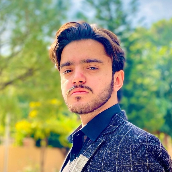 Malik Umer - Web development teacher - Dundee