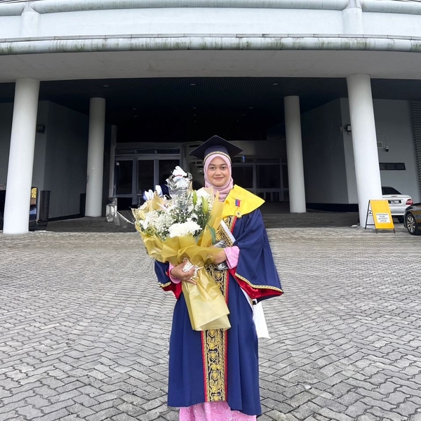 Najiha - Maths tutor - Petaling Jaya
