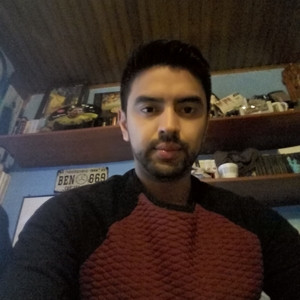 Carlos - Profesor de física - Bogotá