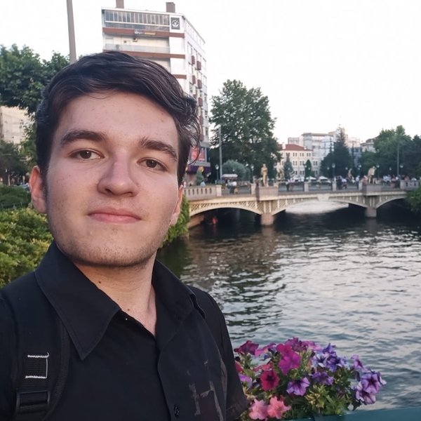 Emirhan - Matematik öğretmeni - Ankara