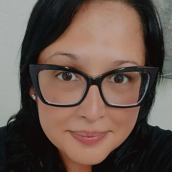 Elisa - Prof de ecologia - São Paulo