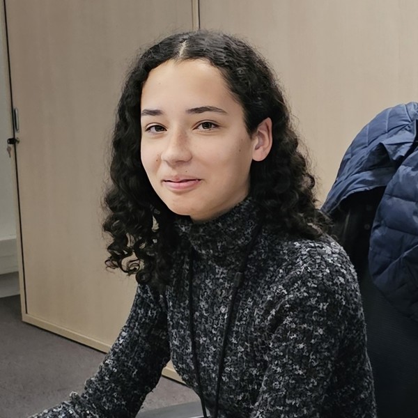 Lahna - Prof d'aide aux devoirs - Nort-sur-Erdre