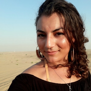 Dounia - Prof d'anglais - Anderlecht