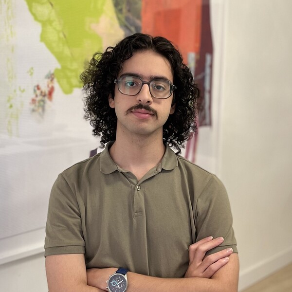 Adrian - Profesor de persa - València
