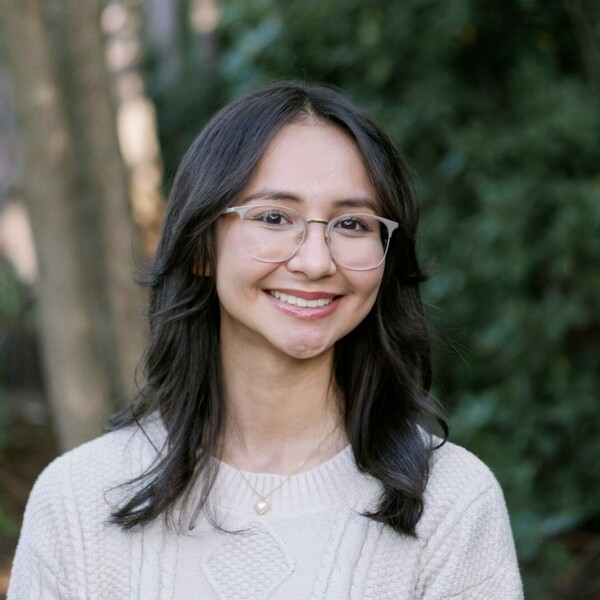 Sophia - English tutor - Milford