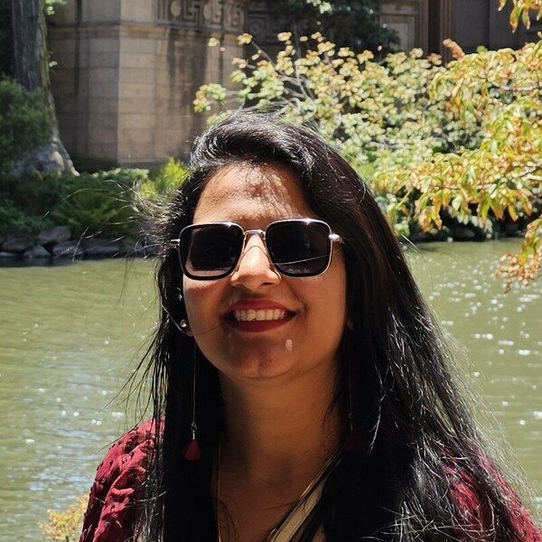 Swati - Drawing tutor - Mundelein