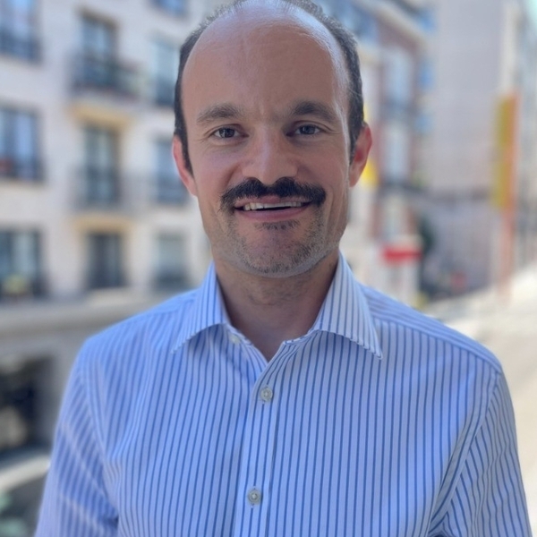 Olivier - Prof d'échecs - Bruxelles