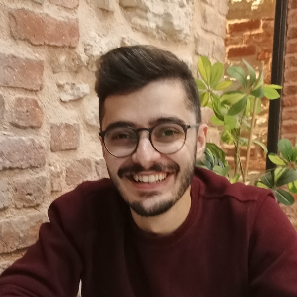 Tayyip - Türkçe öğretmeni - 