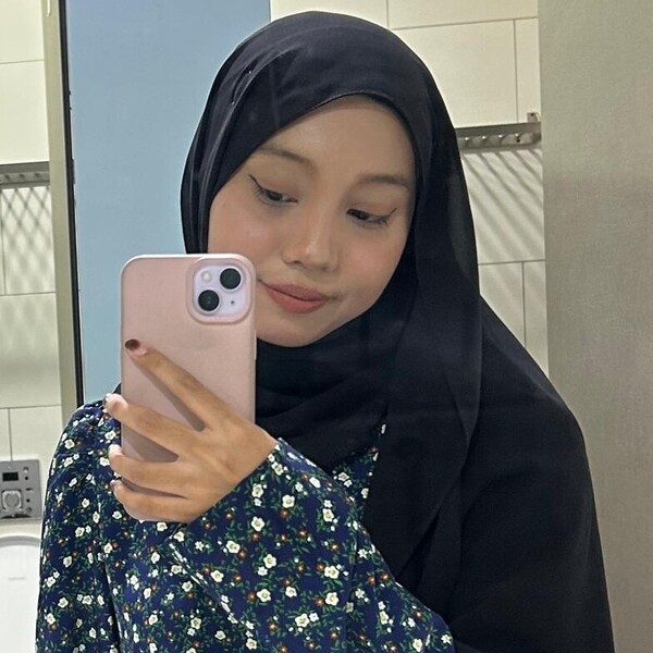 Nur - English tutor - Pasir Gudang