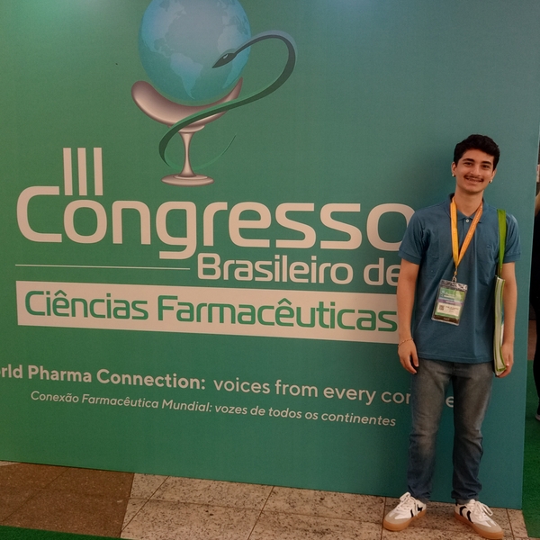 Daniel - Prof de farmácia - São Luís