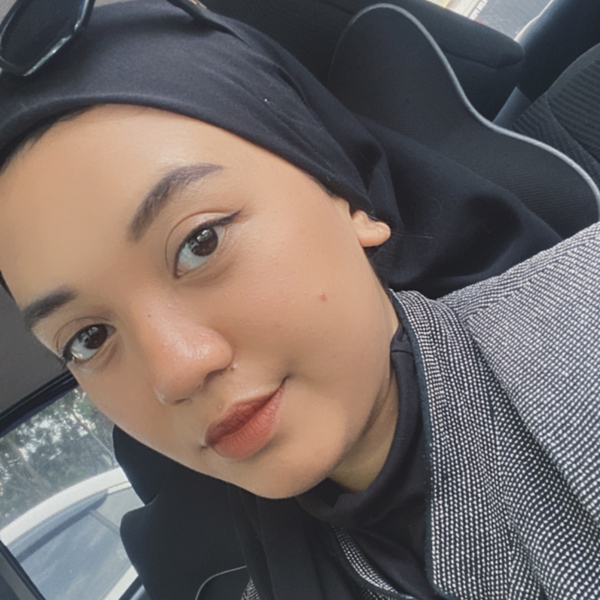 Dwi - English tutor - Kuala Lumpur