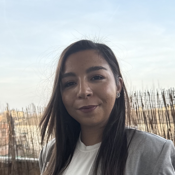 Inès - Prof de marketing - Vitry-sur-Seine