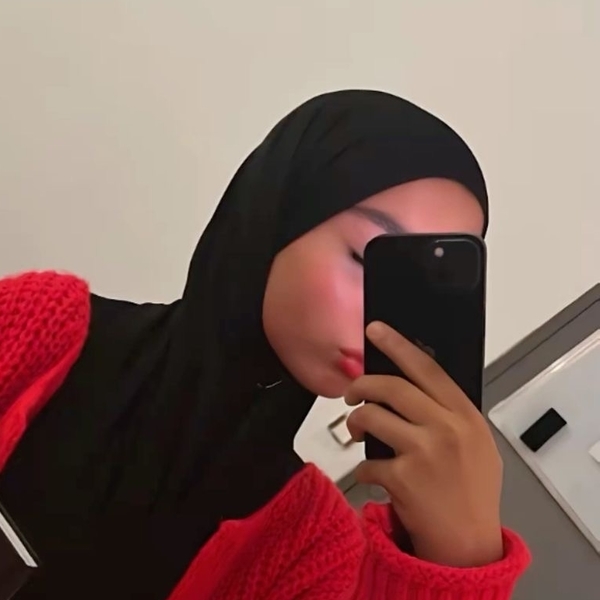 Oumaima - Prof d'arabe - Persan