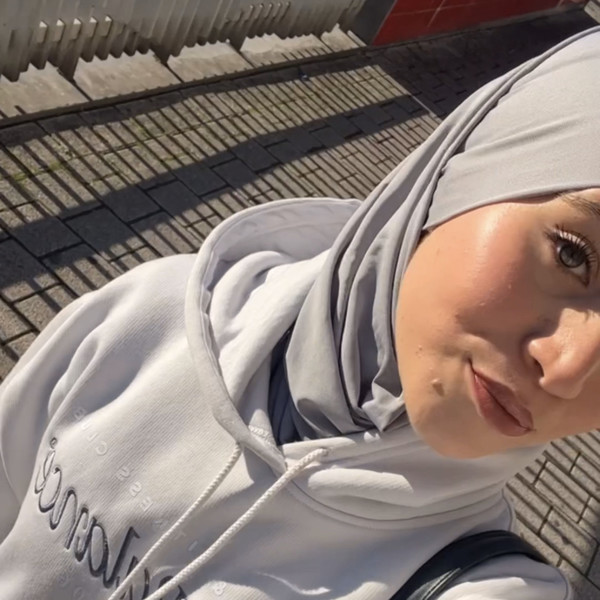 Yasmine - Prof de français - Lambersart