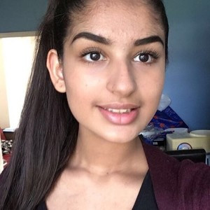 Bareerah - Maths tutor - Halesowen