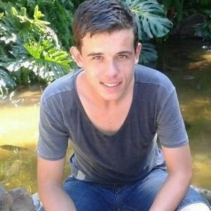 Andrei Teixeira - Professor de espanhol - Pelotas