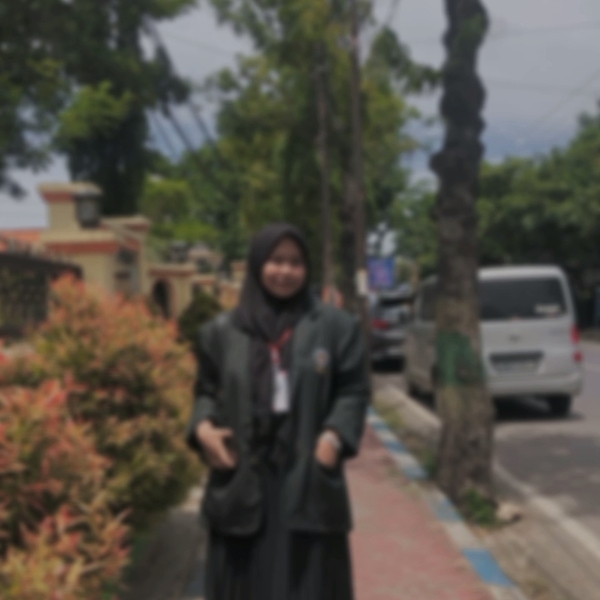 Emi faizatul - Guru mengaji - Kecamatan Wonocolo