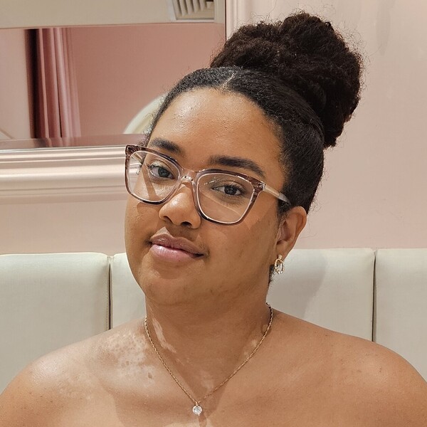 Evelin - Professor de reforço escolar - Salvador