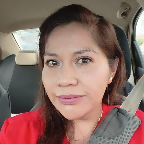 Sara - Profesor de matemática - Santiago de Querétaro