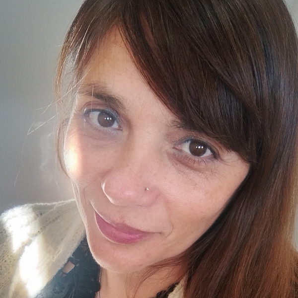 Ana Carolina - profesor de derecho civil - Gobernador Gregores