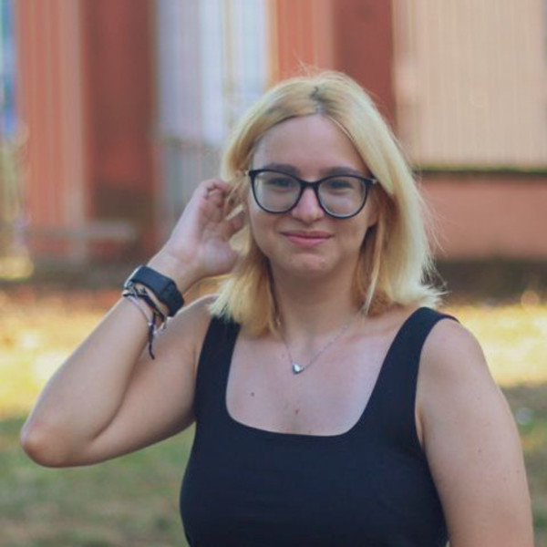 Giulia - Insegnante di aiuto compiti - Mantova