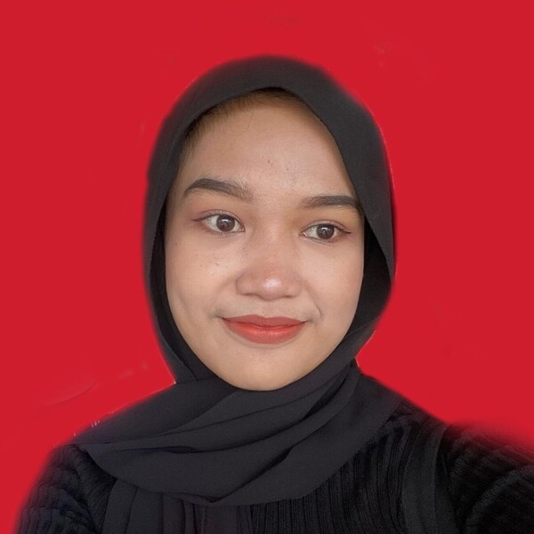 Yulia - Guru ekonomi - Jakarta Selatan
