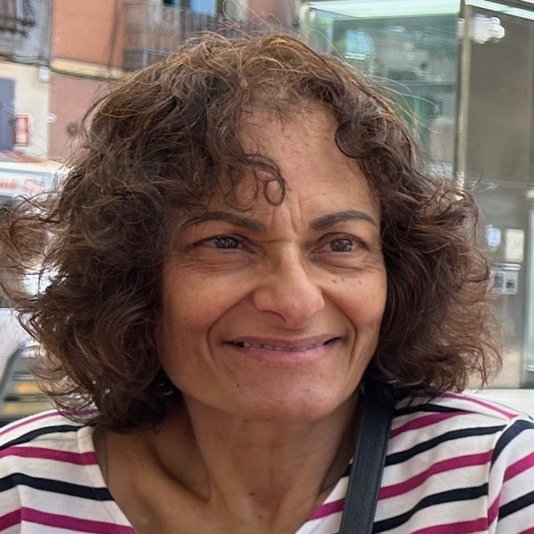 Priscilla - English tutor - Colonel Light Gardens