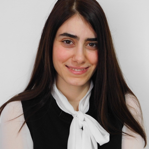 Stefania - Insegnante di aiuto compiti - Milano