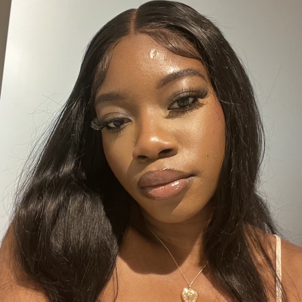 Eunice - Biology tutor - London