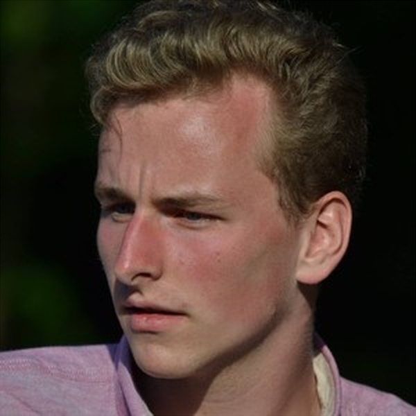 Edouard - Prof d'anglais - Hem