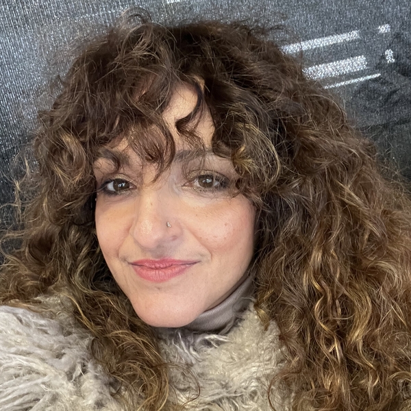 Romina - Art and design tutor - Deeping Saint Nicholas