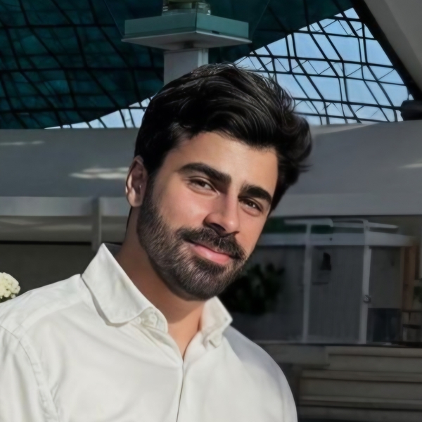 Henrique - Prof de odontologia - Brasília