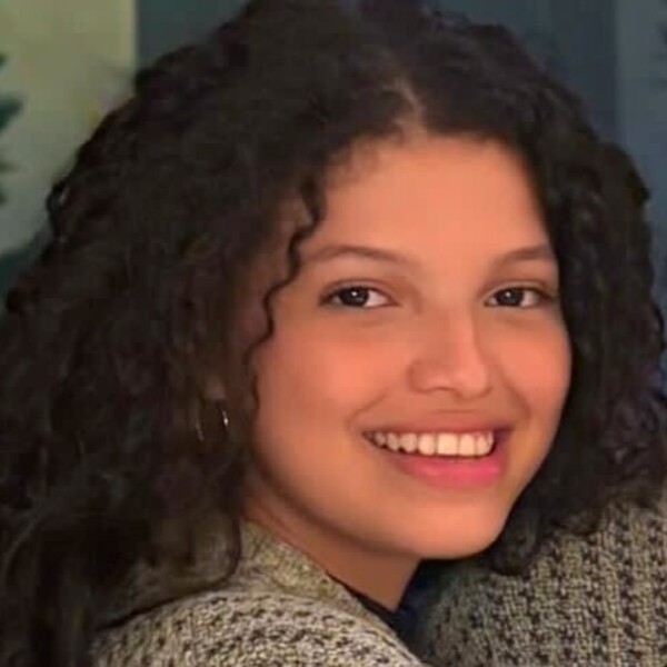 Daphne - tutor académico - Vista Alegre