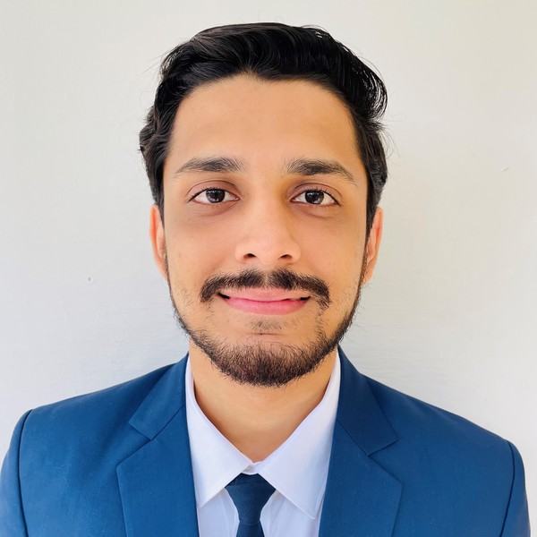 Sidhant - Management and Organization teacher - New Delhi