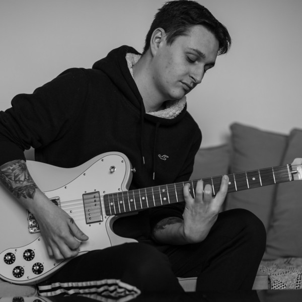 Enzo - Prof de guitare - Saint-Sébastien-sur-Loire