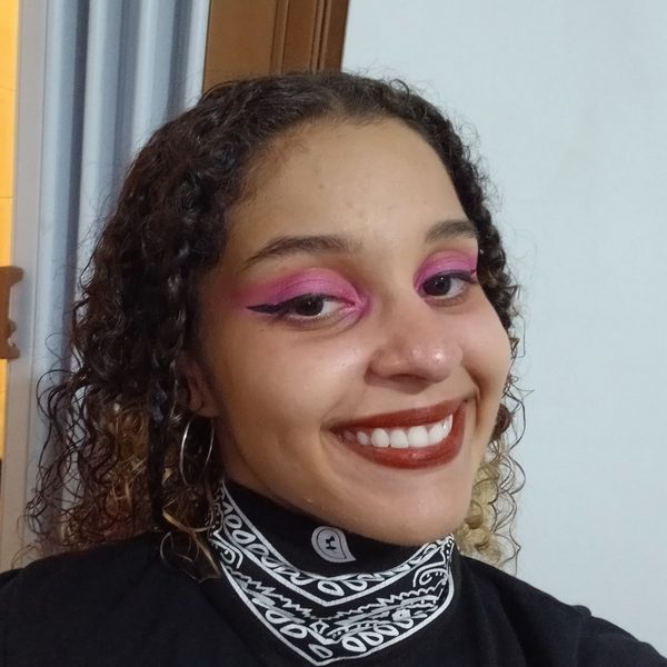 Camila - Professor de reforço escolar - Alfenas