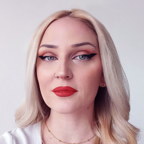 Sasha - Graphic design tutor - Tonbridge
