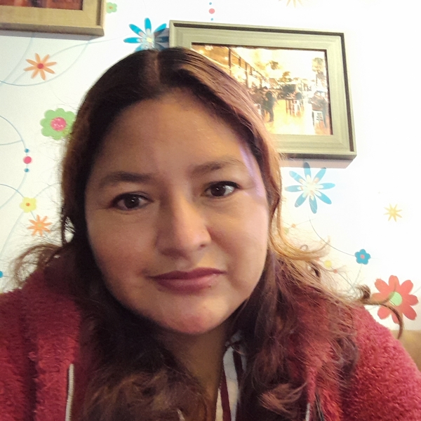 Maria del Pilar - Profesor de matemática - Lima