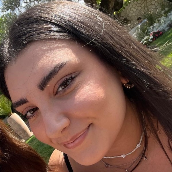 Chiara - Insegnante di aiuto compiti - Milano