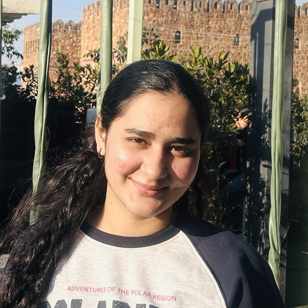 Vanshika - Biology tutor - New Delhi