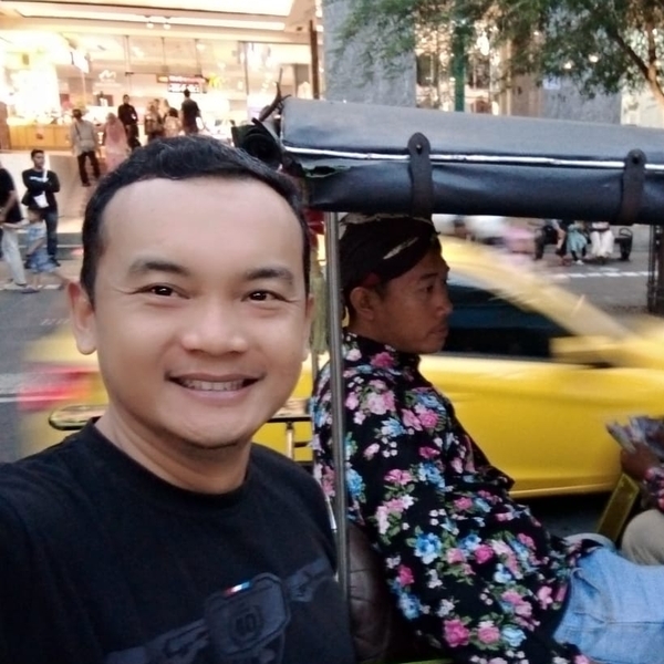Yopi - Guru ilmu pertanian - Kecamatan Kaliwates