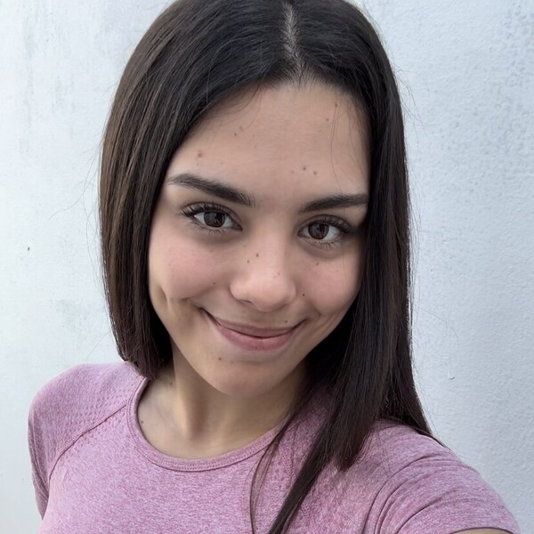Vanessa - Profesor de matemática - Mérida