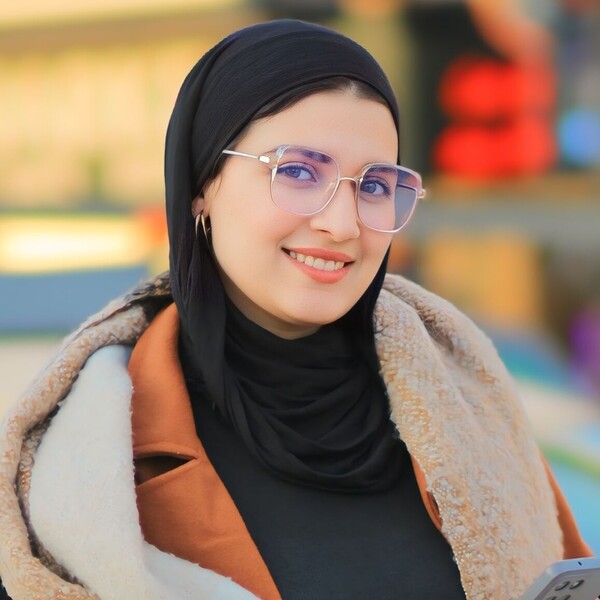 Zineb - Prof de SVT - Rabat